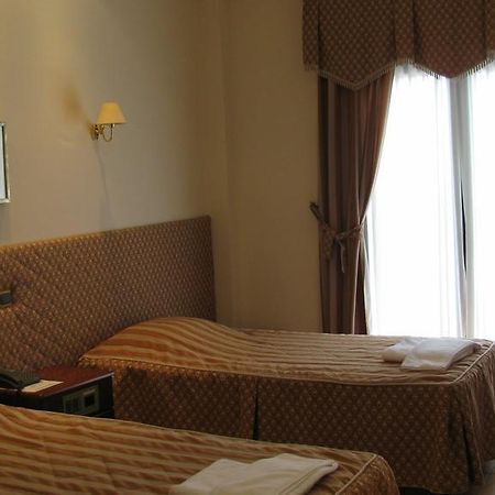 Diakonia Otel Selanik Oda fotoğraf
